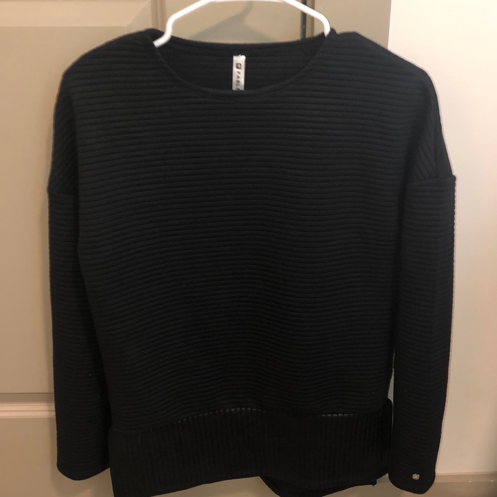 Fabletics Pull Over!!
